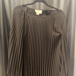 Load image into Gallery viewer, Nicole Miller Pleated Batwing DRESSES S
