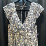 Load image into Gallery viewer, Anthropologie Ruffle Sleeve Micro Floral Print DRESSES XS
