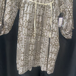 Load image into Gallery viewer, Jodifl NWT Floral DRESSES S

