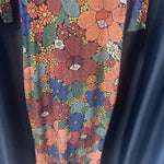 Load image into Gallery viewer, Farm Rio Big Floral Graphic DRESSES L
