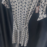 Load image into Gallery viewer, J McLaughlin Interlocking Print DRESSES XS

