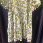 Load image into Gallery viewer, Entro Patterned Puff Sleeve DRESSES M
