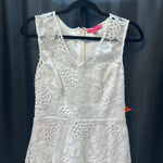 Load image into Gallery viewer, Betsey Johnson Eyelet Front Sleeveless DRESSES 2
