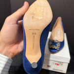 Load image into Gallery viewer, Manolo Blahnik NWB Satin RS Heels SHOES 35.5

