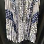 Load image into Gallery viewer, Chicos Long Pleated Print SKIRTS 0
