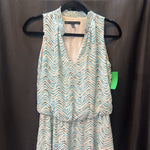 Load image into Gallery viewer, WHBM Swirls V Slvless DRESSES S
