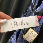 Load image into Gallery viewer, Parker NWT Keyhole Print TOPS Small

