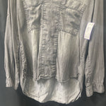 Load image into Gallery viewer, Cloth &amp; Stone LS Chambray 2 Pockets TOPS L

