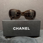 Load image into Gallery viewer, Chanel Camilla Flower Frame ACCESSORIES Sunglasses
