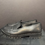 Load image into Gallery viewer, Vince Camuto Leather Loafers SHOES 9
