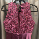 Load image into Gallery viewer, Carmen Marc Valvo Satin Swirl Sleeveless EVENING 8
