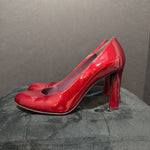 Load image into Gallery viewer, Stuart Weitzman Patent Pumps SHOES 9.5
