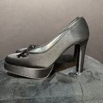 Load image into Gallery viewer, Stuart Weitzman Bow Pumps Satin SHOES 6
