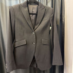 Load image into Gallery viewer, Theory 2 BUtton Blazer JACKETS 4

