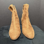 Load image into Gallery viewer, Donald Pliner Suede Side Zip BOOTIES 8
