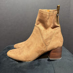 Load image into Gallery viewer, Donald Pliner Suede Side Zip BOOTIES 8
