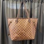 Load image into Gallery viewer, Louis Vuitton Neverfull HANDBAGS MM
