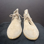 Load image into Gallery viewer, Clarks Suede Desert Lace Up BOOTIES 8
