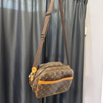 Load image into Gallery viewer, Louis Vuitton Reporter HANDBAGS
