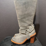 Load image into Gallery viewer, Talbots Suede Mid Heel BOOTS 6.5
