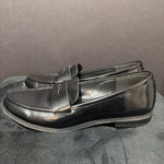 Load image into Gallery viewer, Banana Republic Patent Loafers SHOES 7

