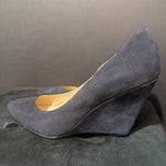 Load image into Gallery viewer, Pour la Victoire NEW Suede Wedges SHOES 9
