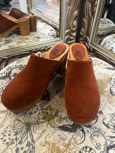 Charlotte Stone Suede Wood Wool Shoes (Size 41)